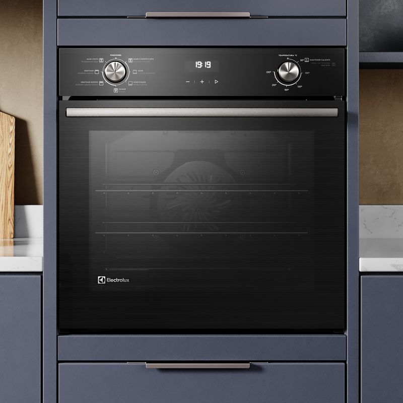 11.--Horno-empotrable-Electrolux-ambientada-2-OE8EH-2000px