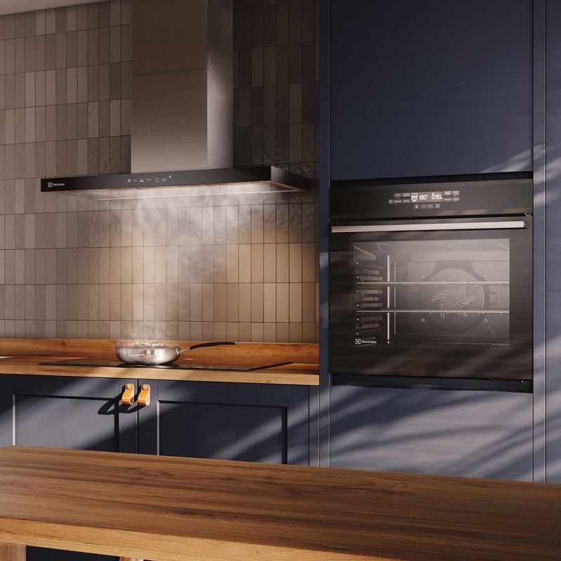 08.--Campana-Electrolux-ambientada-3-CE9TF-2000px