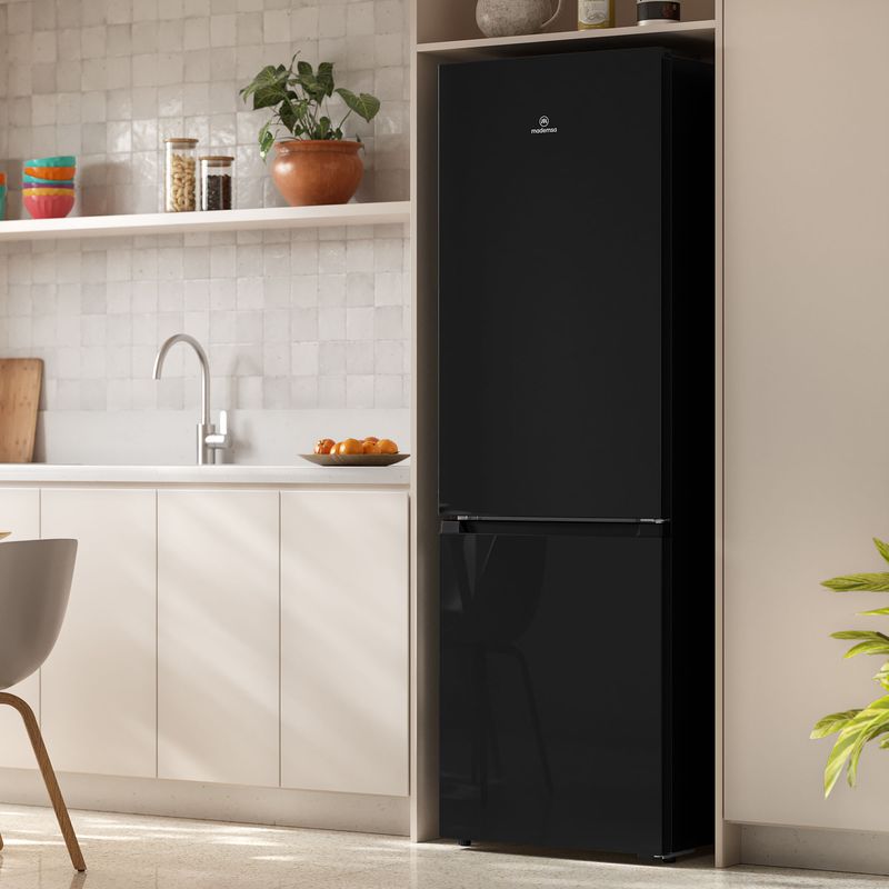 10.--Refrigerador-Mademsa-Ambientada-1-MI60B-2000px