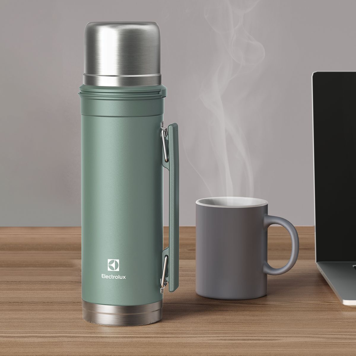 09.--Termo-Electrolux-Ambientada-3-SenseToGo-Verde-2000px.jpg