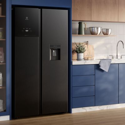 12.--Refrigerador-Electrolux-Ambientada--ES50WB-2000px