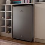 08.--Refrigerador-Minibar-Mademsa-MMB90S-Electrolux-Ambientada-1---2000px