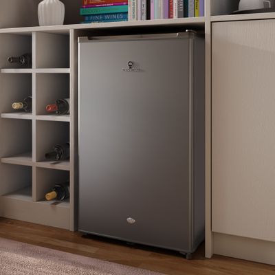 08.--Refrigerador-Minibar-Mademsa-MMB90S-Electrolux-Ambientada-1---2000px