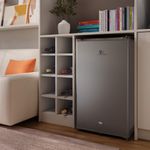 09.--Refrigerador-Minibar-Mademsa-MMB90S-Electrolux-Ambientada-2--2000px