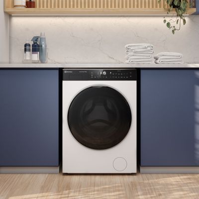 18.--Lavadora-Secadora-Carga-Frontal-EFLWD12W-Electrolux-Ambientada-2--2000px