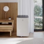 12.-Aire-Acondicionado-Portatil-SP12FC-Electrolux-Ambientada-2-1500px